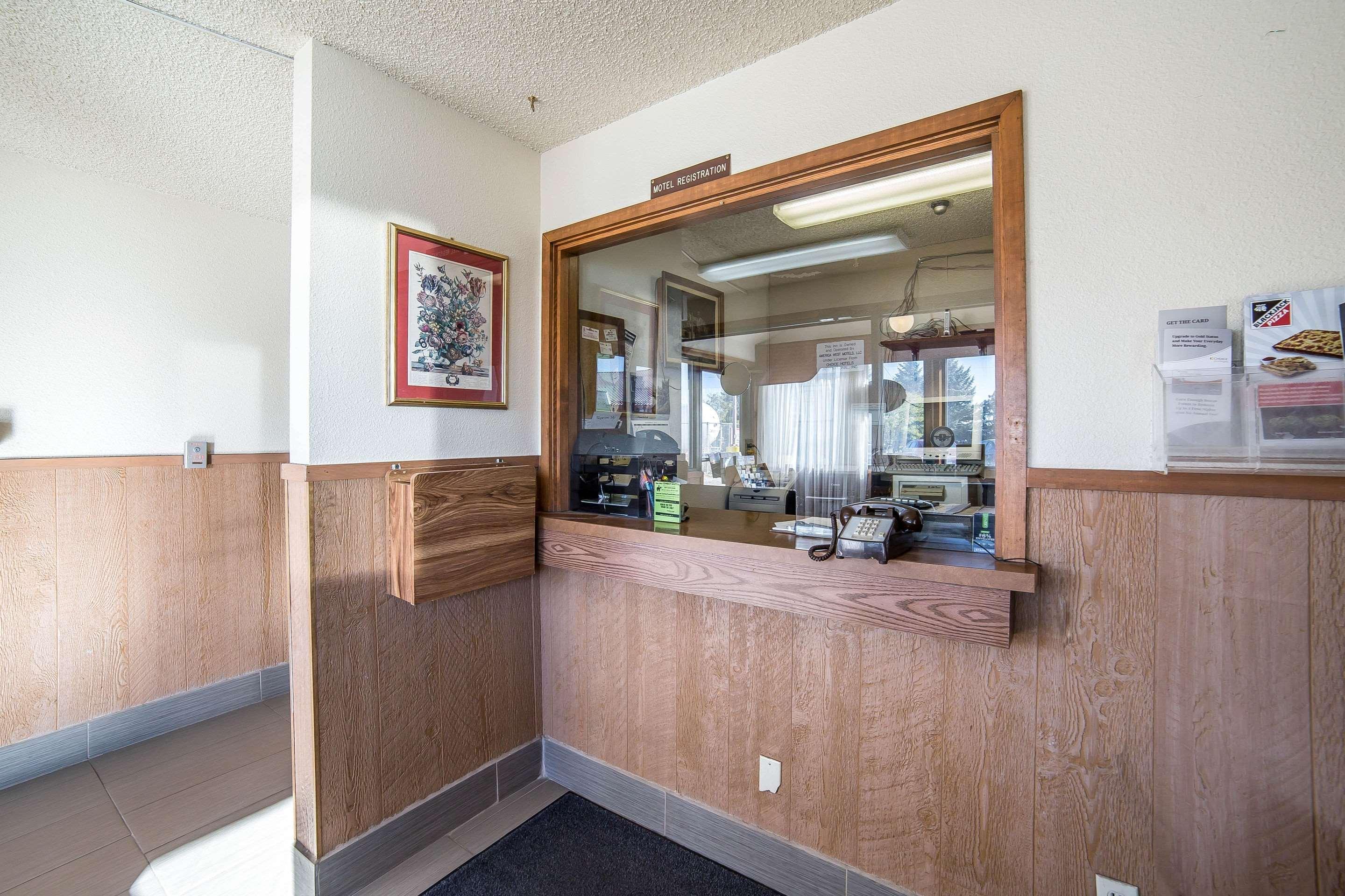 Rodeway Inn Cheyenne I-80 East Экстерьер фото