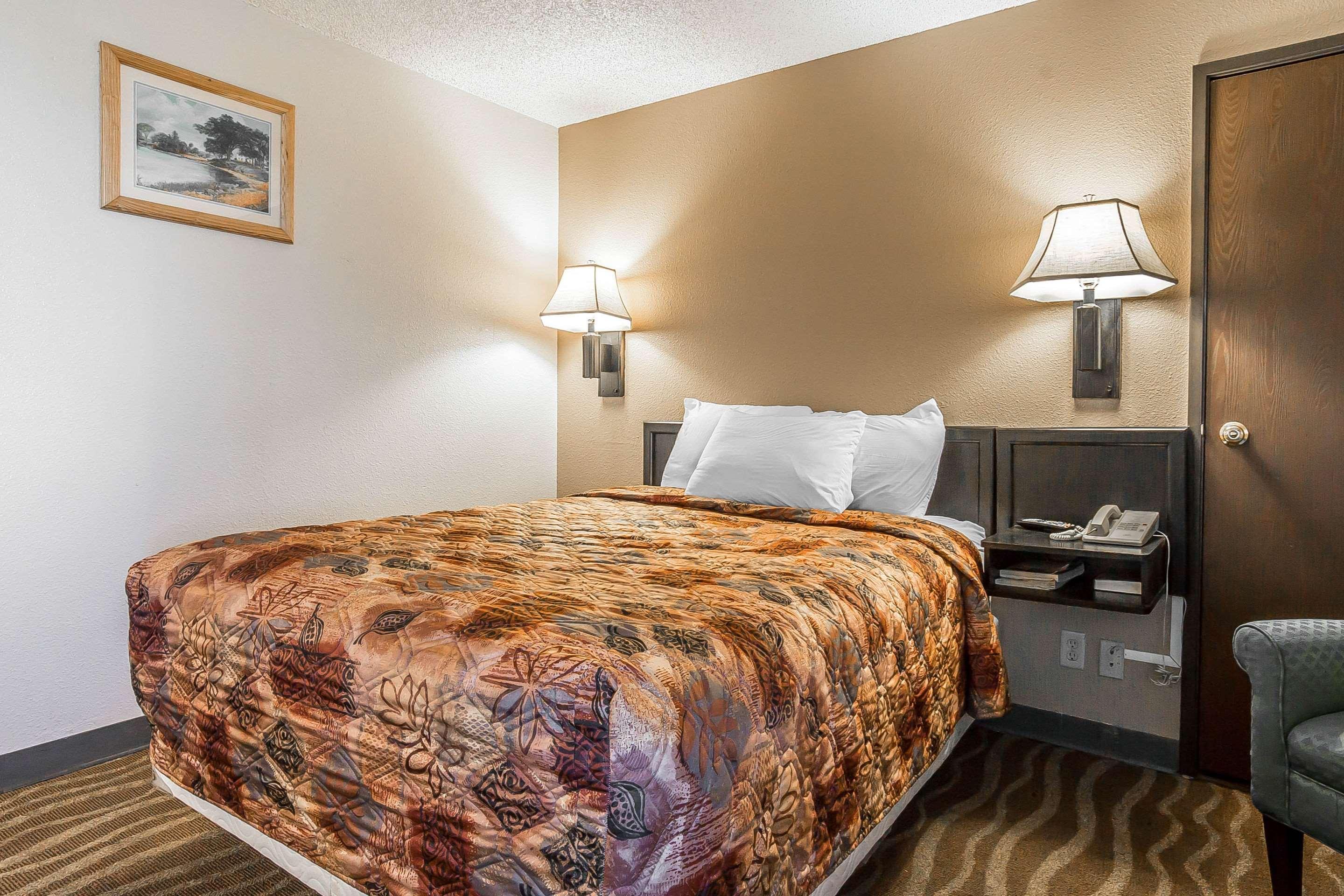 Rodeway Inn Cheyenne I-80 East Экстерьер фото